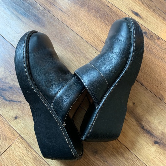 Black Leather Born Clogs - Picture 2 of 8